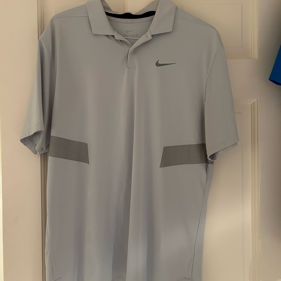 Nike Dri-Fit Golf Polos ( set of 3) size large - Picture 4 of 7